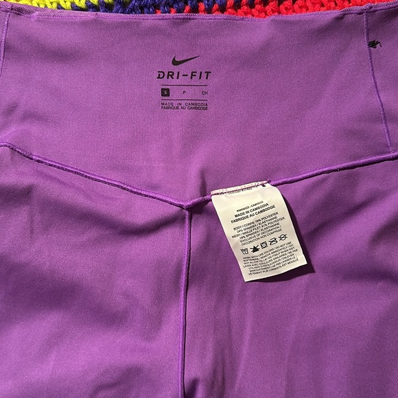 Nike Small Shorts - Picture 8 of 8